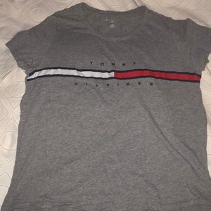 Tommy Hilfiger grey oversized Tee